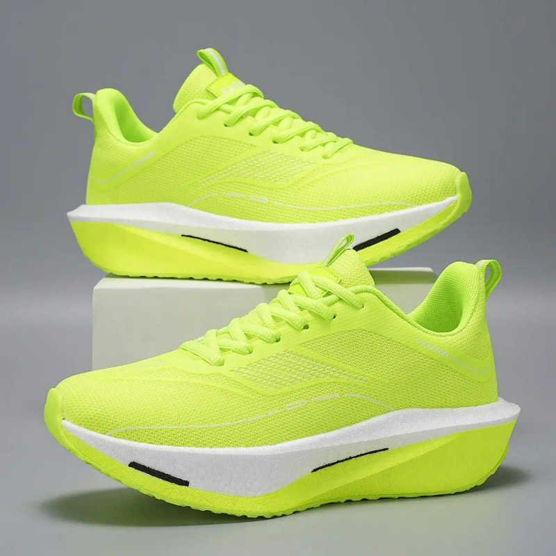 Carbon Plate Running Shoes Men - Lightweight Road Running Shoes 评论和价格