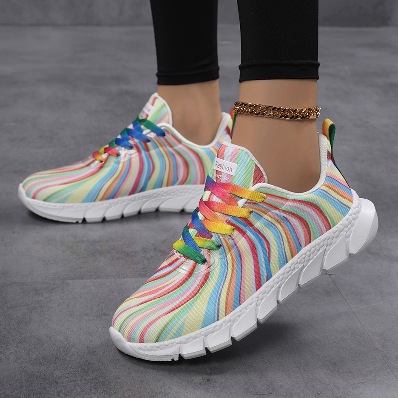 Women Rainbow Striped Sneakers - Knit Fabric Lace Up Sneakers 评论和价格